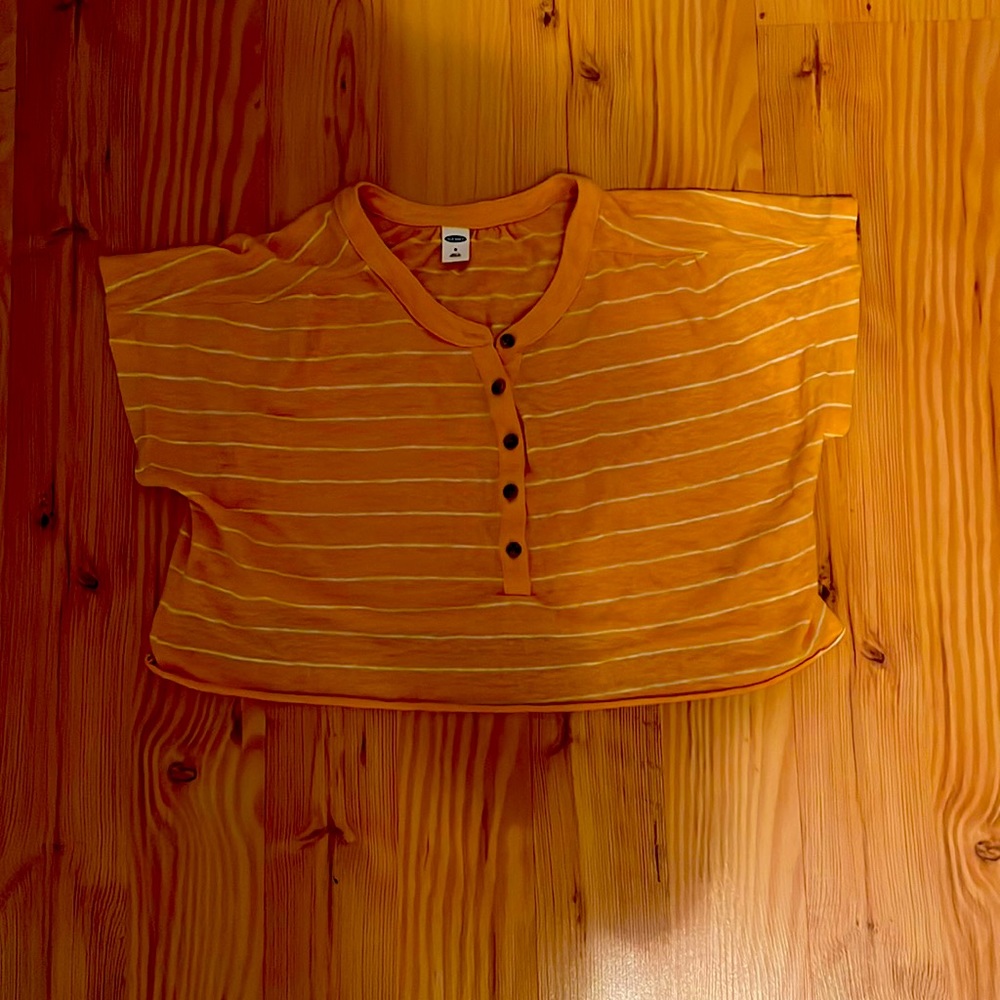 Orange OLD NAVY crop top!!!!